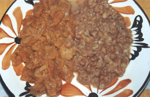 Chicharrones con Frijoles