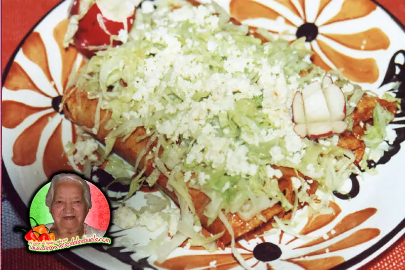 Arriba 73+ imagen enchiladas tapatias receta Abzlocal.mx